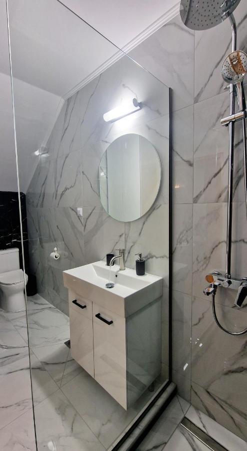 Pg Luxury Apartment Kavala Exterior photo